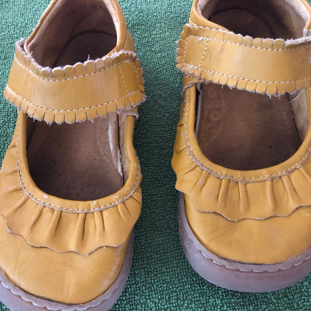 Livie & Luca Girls size 13
